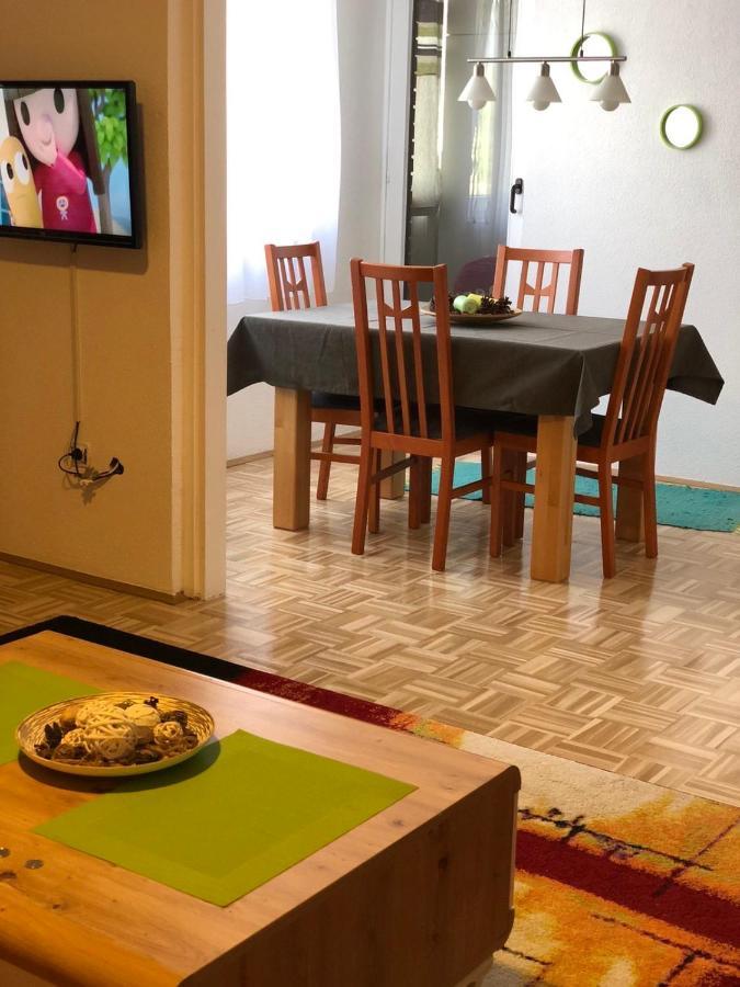 Apartment Etna! Near To Airport 塞拉耶佛 外观 照片
