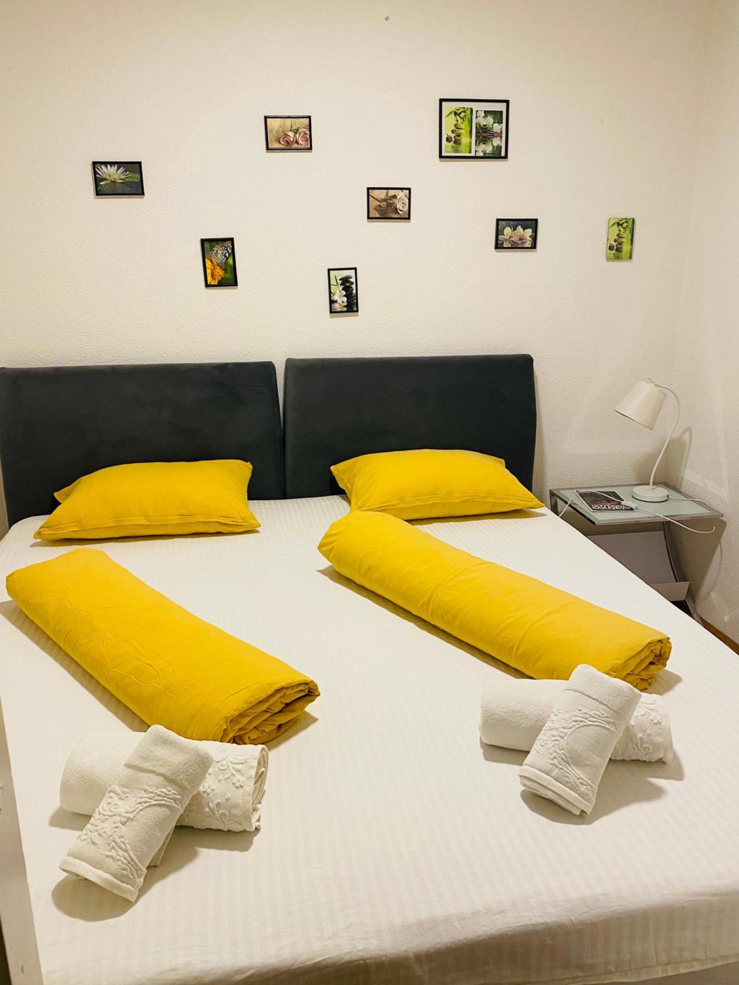 Apartment Etna! Near To Airport 塞拉耶佛 外观 照片
